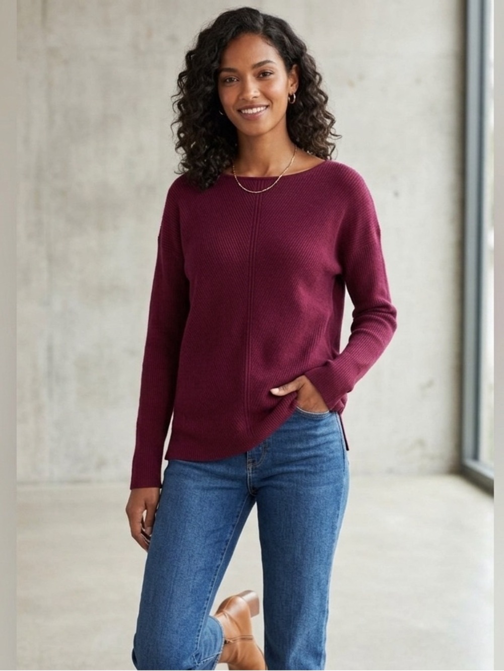 Banana Republic Knit Ribbed Sweater Plum Size Medium. Style# 485654-02.